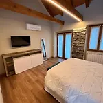 Bed & Bike La Stalla 3* Masera