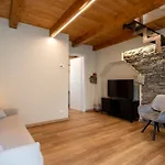 Bed & Bike La Stalla 3*