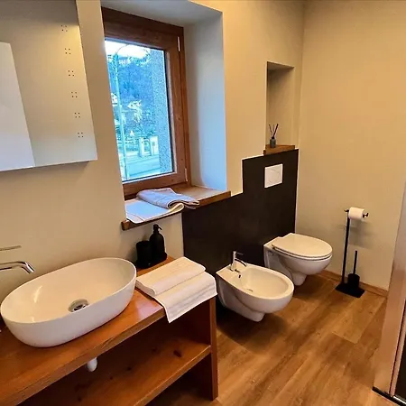 Konukevi Bed & Bike La Stalla 3*