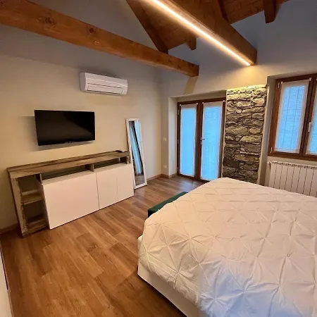 Bed & Bike La Stalla 3* Masera